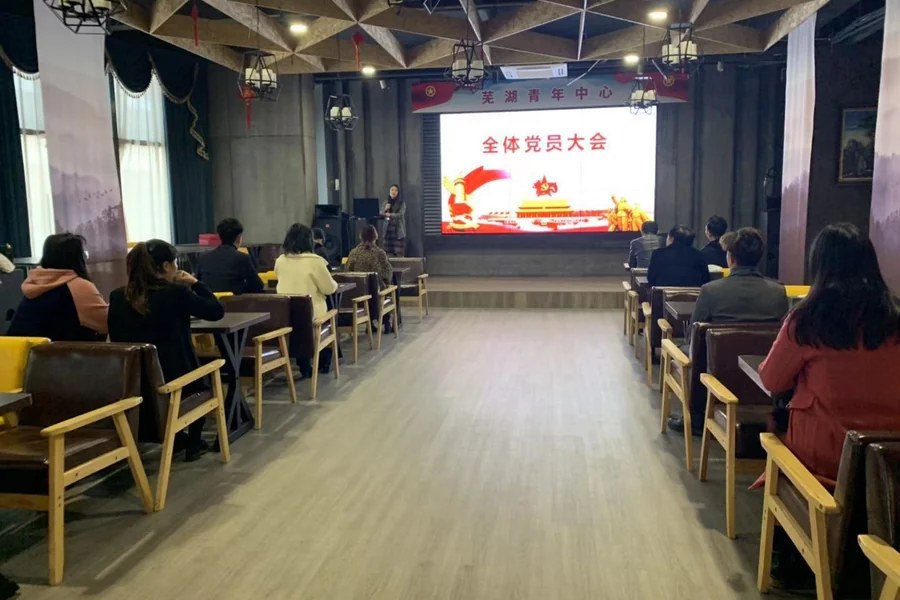 明明很爱你公益行动现场